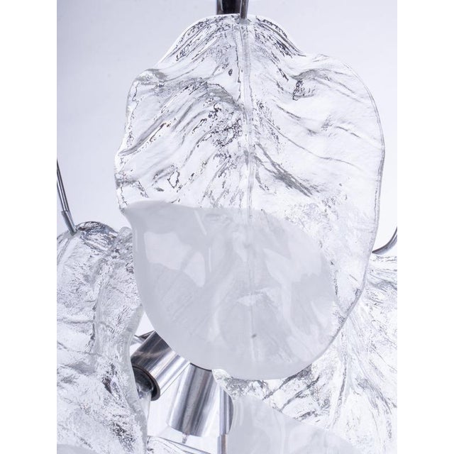 Novaresi Murano Petals Chandelier Glass and Chrome from Novaresi, Italy, 1970s For Sale - Image 4 of 10