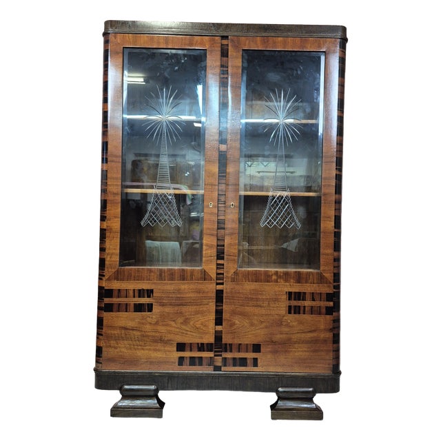 Art Deco Display Cabinet in Caucasian Walnut, Macassar Ebony and Oak, 1930s For Sale