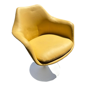 Eero Saarinen Yellow Leather Tulip Arm Chair Pedestal Collection by Knoll