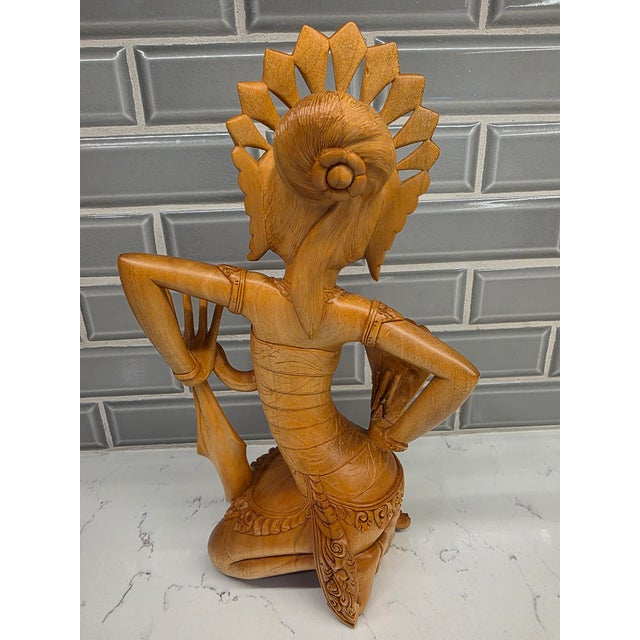 Vintage 1970s Balinese Modernist Legong Dancer – Signed Royal Masterwork by I a.a.g. Sutawijaya For Sale In Phoenix - Image 6 of 12