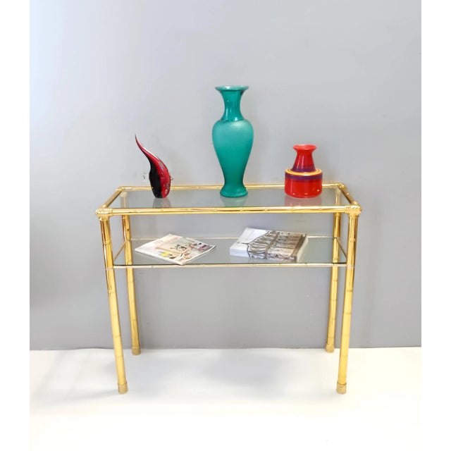 Made in Italy, 1990s. It is made in hand-blown Murano glass, which is signed on the bottom. In order to get this result,...