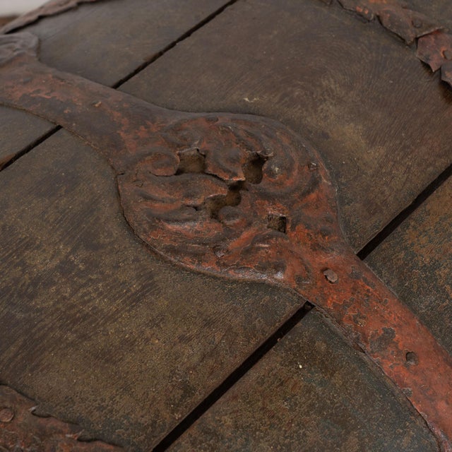 Green Large Swedish Oak Trunk With Original Green Painted Finish, Dated 1785 For Sale - Image 8 of 18