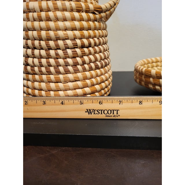 Tan 1990s Sweetgrass Hand Woven Basket With Lid For Sale - Image 8 of 11