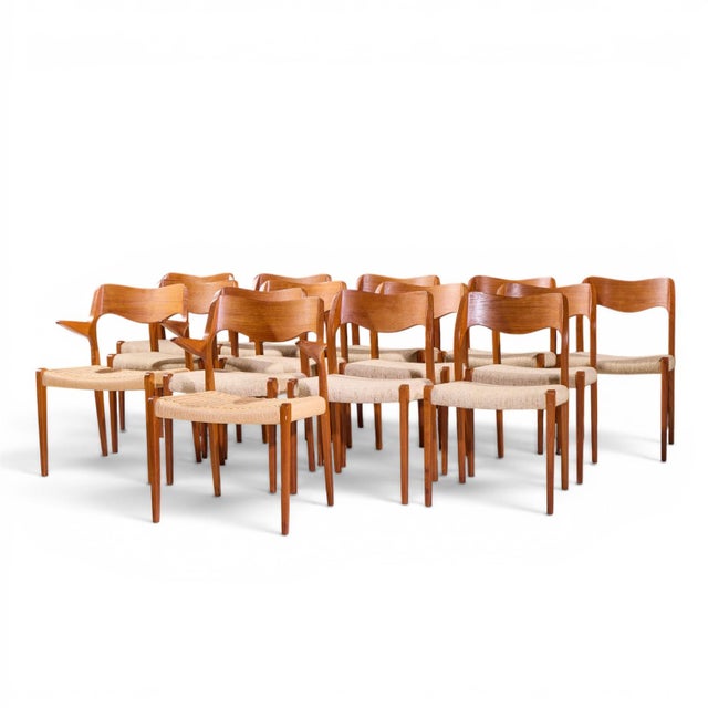 Mid-Century Modern Niels Moller Models 55 and 71 Mid Century Danish Teak Dining Chairs - Set of 12 For Sale - Image 3 of 11