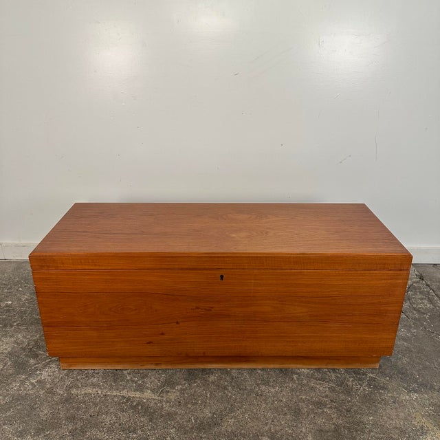 Mid-Century Modern Mid 20th Century Modern Riis Antonsen Danish Teak Chest Trunk For Sale - Image 3 of 12