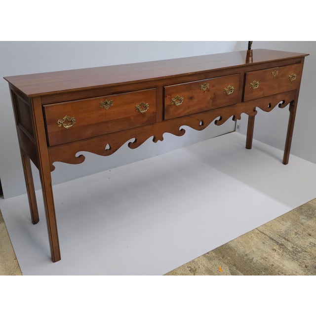 Chippendale 1970s Custom Made Wright Table Company Chippendale Solid Yew Wood Sideboard For Sale - Image 3 of 12