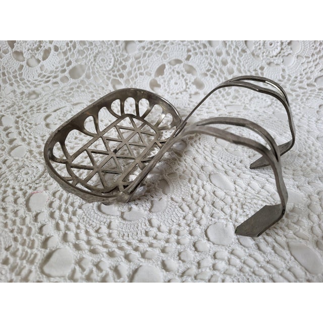 Early 1900s Chrome Clawfoot Bath Soap Dish With Hook For Sale In Baltimore - Image 6 of 7
