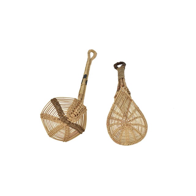 Raffia spoons from Botswana are exquisite handcrafted utensils made from natural raffia fibers. These spoons are...