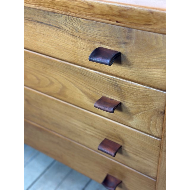 1970s Chest of Drawers in Elm from Maison Regain, 1970s For Sale - Image 5 of 12