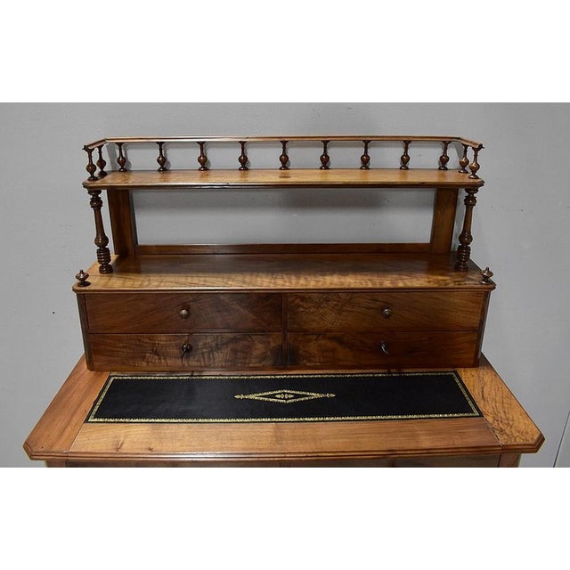 Small Louis-Philippe Bureau in Dried Walnut For Sale - Image 5 of 18