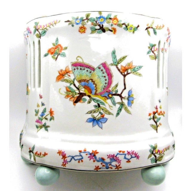 1980s United Wilson Porcelain Factory Classic Chinoiserie Hand-Painted Ceramic Planter For Sale - Image 12 of 16