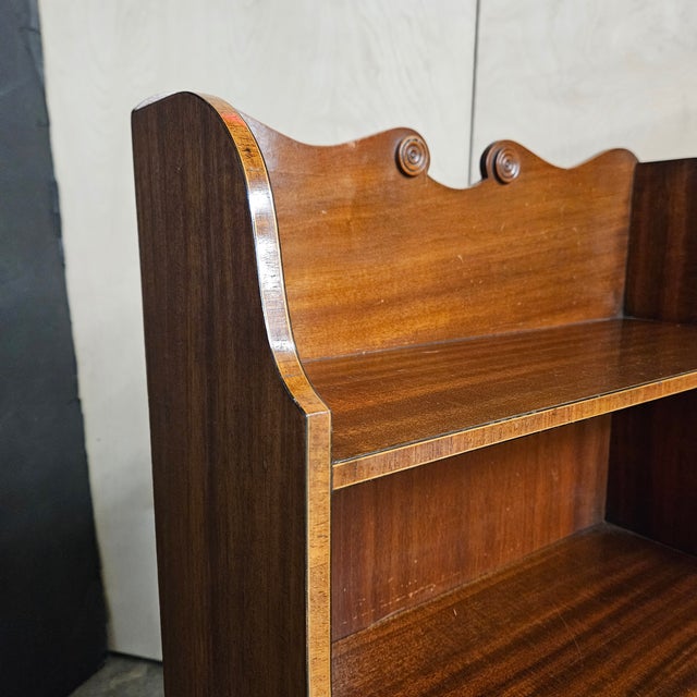 1900-1909 Edwardian Mahogany Waterfall Bookcase With a Cupboard Base on Castors For Sale - Image 14 of 15