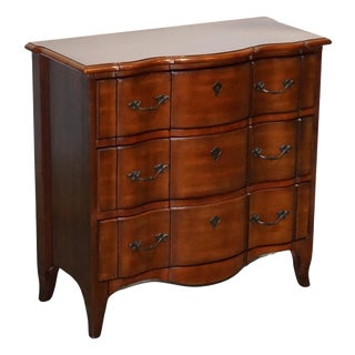 Vintage Georgian Serpentine Fronted Hardwood Chest of Drawers from Ralph Lauren For Sale