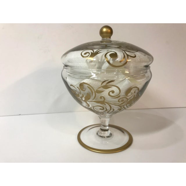 Mid 20th Century Clear Blown Glass Candy Dish With Lid, Adorned With Hand Painted Gold Scrolls For Sale - Image 6 of 12