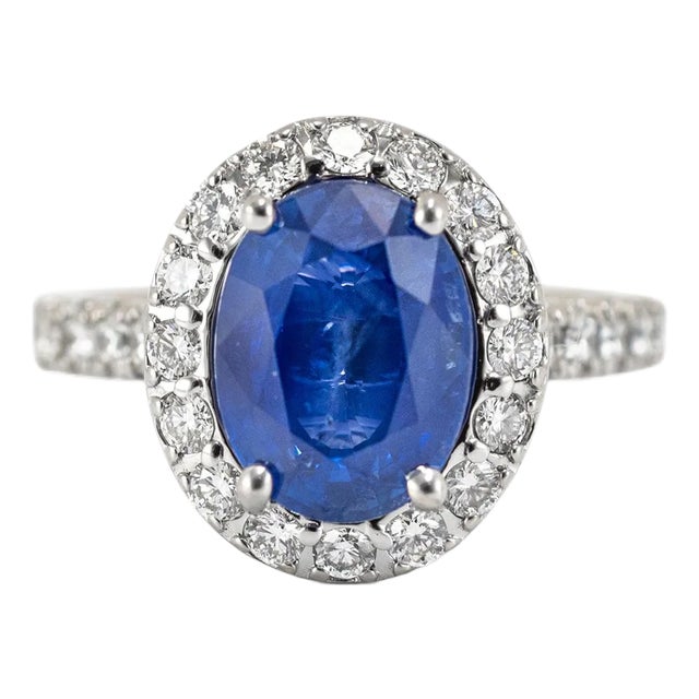 14k White Gold Agl Ceylon 3.54ct Oval Sapphire Halo Diamond Cocktail Ring, Size 6 For Sale