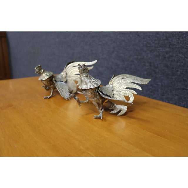 Farmhouse Pair of Brass Rooster Figurines For Sale - Image 3 of 8
