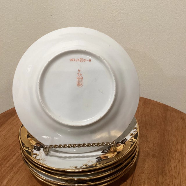 Art Nouveau Collectible Mid 20th Century Royal Russian 24 Carats Gold Hand Painted Set of Plates With Maker's Mark- Set of 6 For Sale - Image 3 of 11