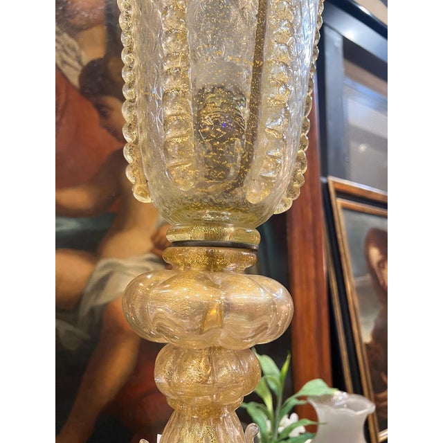 Metal Floor Lamp in Gold and Murano Glass, 1960 For Sale - Image 7 of 16