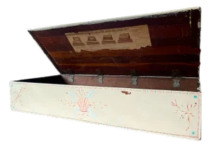 Early 20th Century Hand-Painted Large Seed Box With Seashell and Coral Motif
