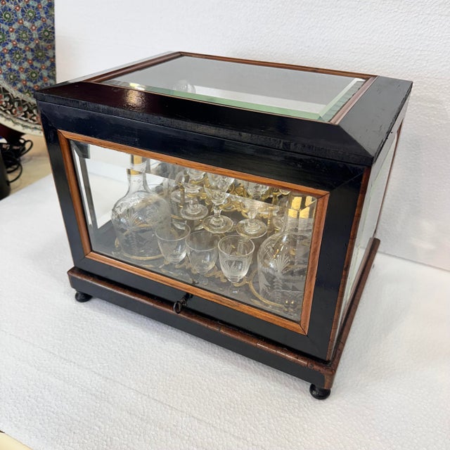 Napoleon III Crystal Liquor Decanter from Baccarat, France, 1880s, Set of 21 For Sale - Image 16 of 18