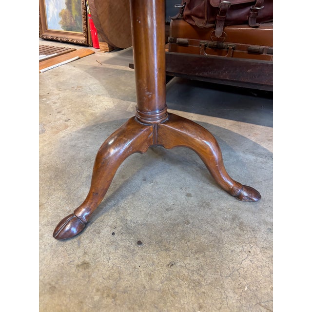 Traditional 18th Century Tripod Table For Sale - Image 3 of 5