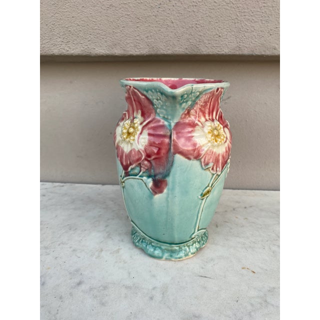 French Majolica wild rose pitcher fives Lille, circa 1900.