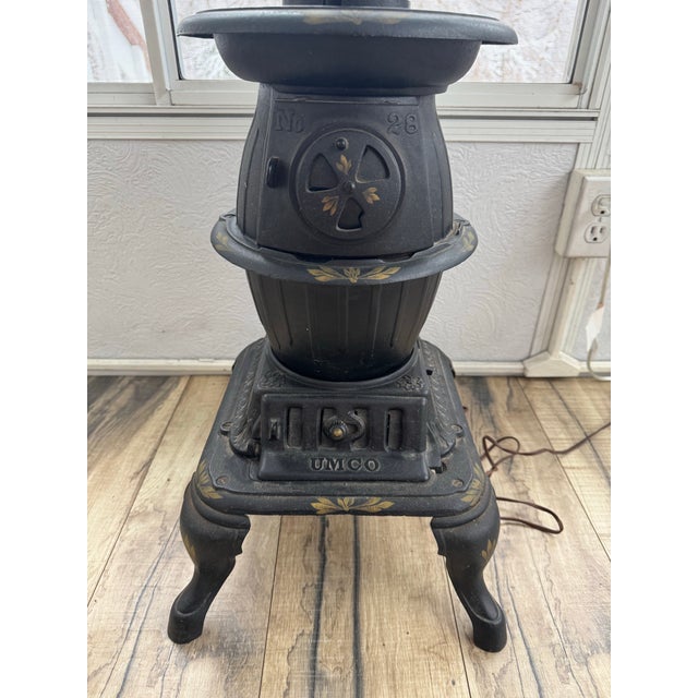 Late 20th Century Cast Iron Stove & Lamp For Sale In New York - Image 6 of 12