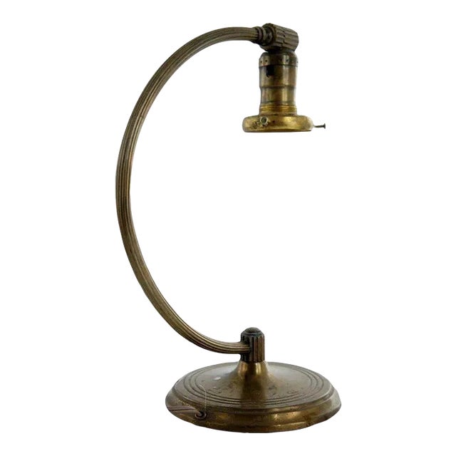 Early 20th Century American Chase Art Deco Brass 1-Light Table Lamp For Sale