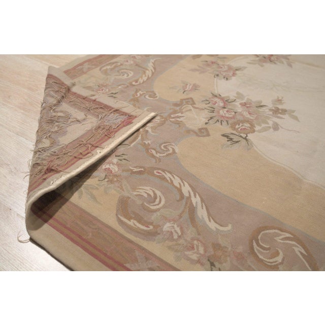 8x10 Vintage Aubusson Flat Weave Wool Rug, Beige Rose Bouquet For Sale - Image 10 of 14
