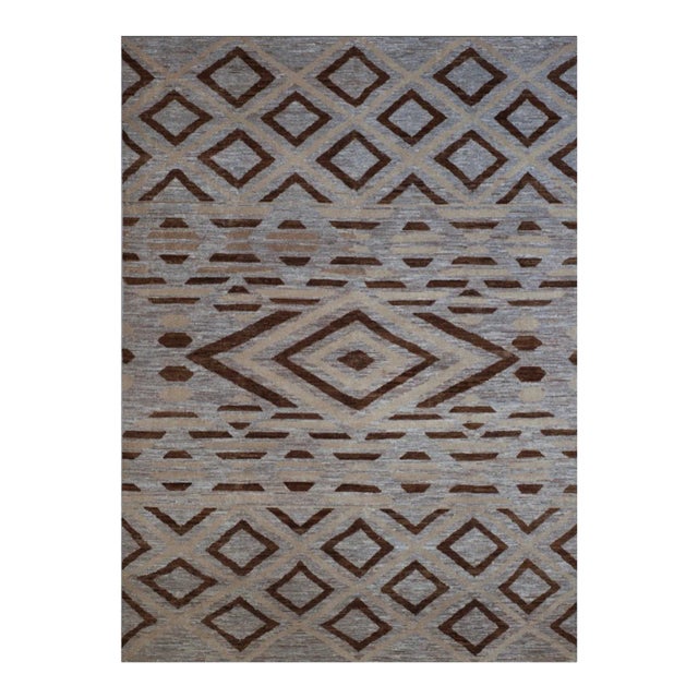 Hand Knotted Navajo Style Wool Rug. 08'08" X 11'07" For Sale