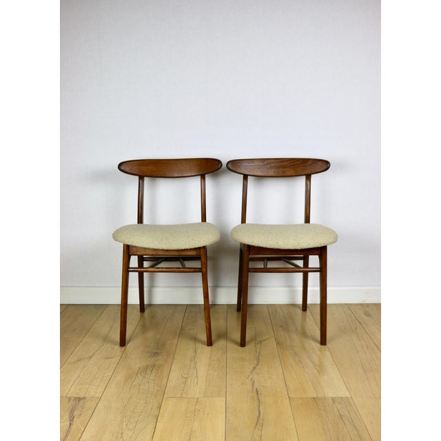 Vintage Beige Boucle Chairs from Rajmund Hałas, 1970s, Set of 3 For Sale - Image 4 of 18