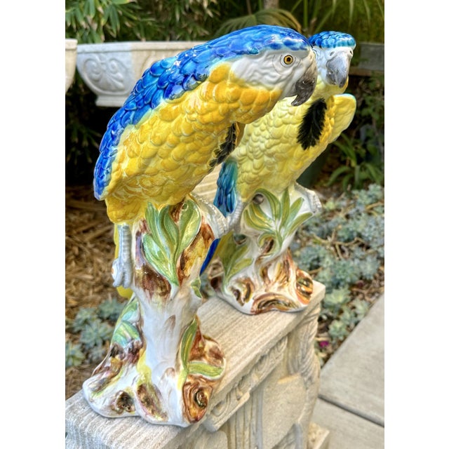 Pair of Large 1980s Italian Hand Painted Porcelain Macaw Parrot Bird Sculptures For Sale In San Diego - Image 6 of 12