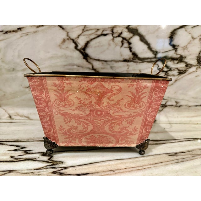 French Tole Transfer-Ware Footed Jardiniere For Sale - Image 3 of 5