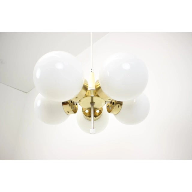 1970s Space Age Sputnik Chandelier from Elektroinstala Decin, 1970s For Sale - Image 5 of 10