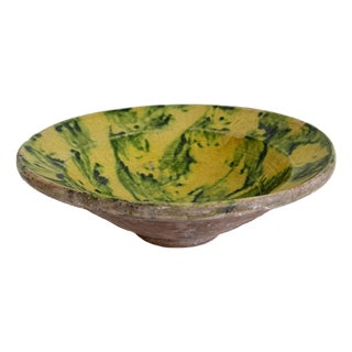 19th Century Slipware Bowl With Freeform Ochre and Green Glaze For Sale