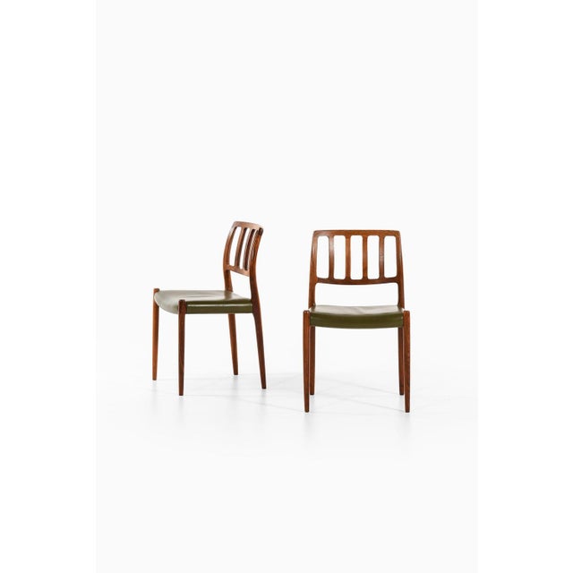 Dining Chairs in Rosewood and Green Leather attributed to Niels O. Møller, 1970s, Set of 8 For Sale - Image 3 of 10