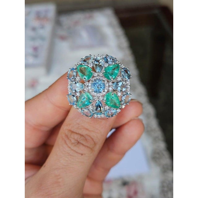 Set in 18k White Gold, Aquamarines, Colombian Emeralds & Diamonds Cocktail Ring, Us Size 6 For Sale - Image 4 of 9