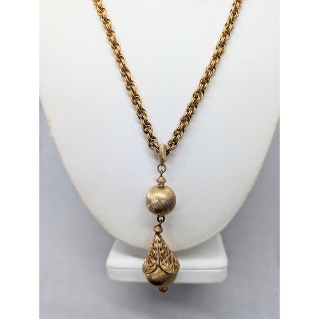 Vintage Signed Monet Book Piece Goldtone Pendant Necklace, 1961 For Sale In Philadelphia - Image 6 of 10