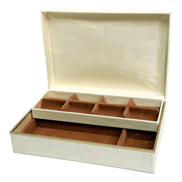 Vintage Creamy Satin Chic Jewelry Organizer Box For Sale