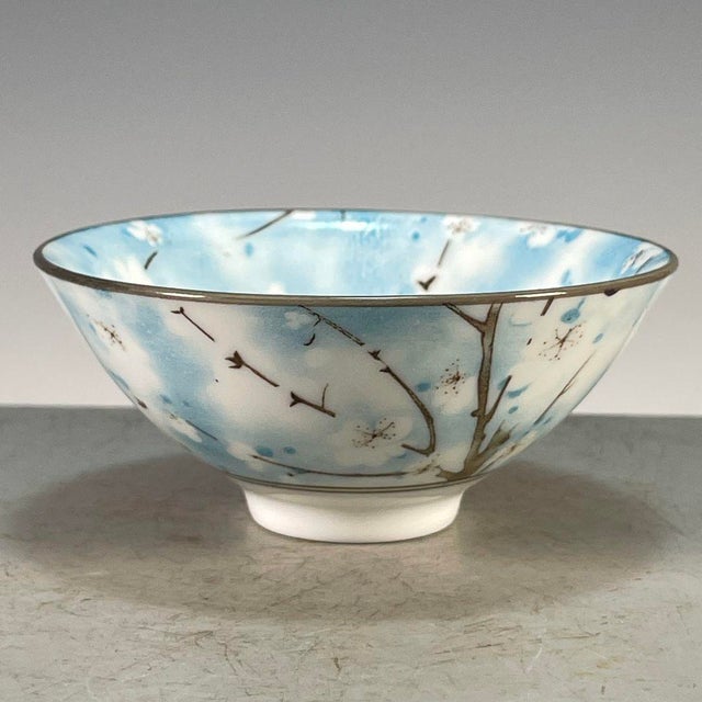 Blue & White Porcelain Bowl With Prunus Blossom Motif For Sale In Los Angeles - Image 6 of 9