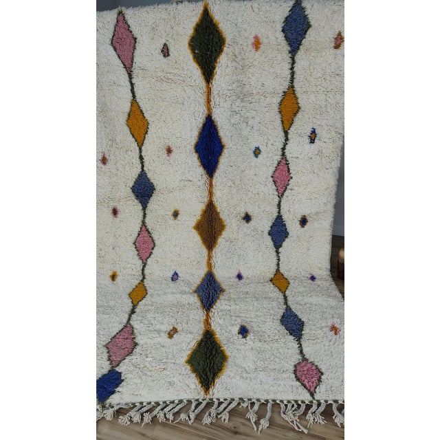 Azilal Ivory Diamond Multicolor Wool Moroccan Rug For Sale - Image 10 of 11