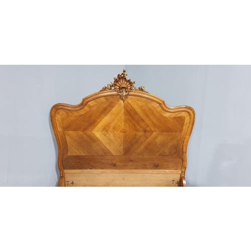 French Walnut and Parcel Gilt Bed For Sale - Image 6 of 16