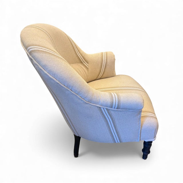 French Napoleon III Armchairs, 19th Century, Set of 2 For Sale - Image 4 of 9