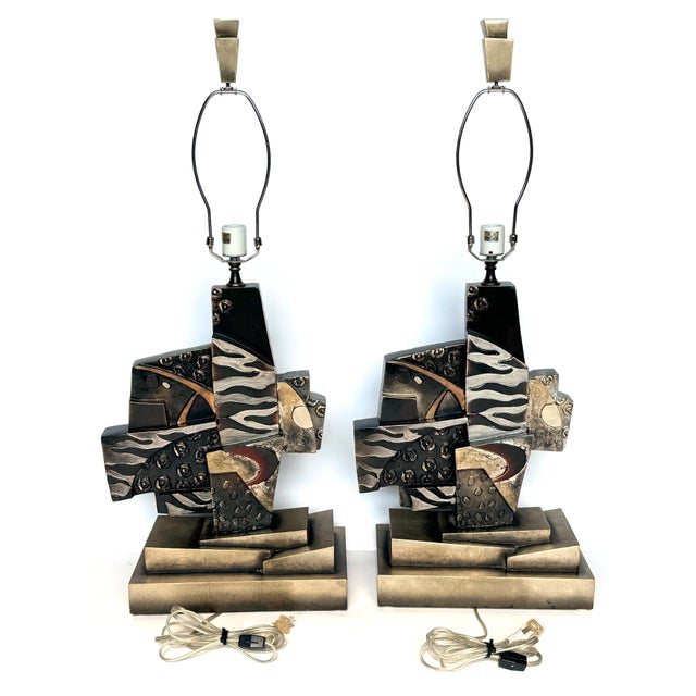 Pair of Modern Surrealistic Sculptural Lamps by Leeazanne for Lam Lee Group For Sale In Greensboro - Image 6 of 6