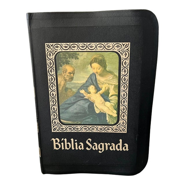 1974 Biblia Sagrada in Portuguese Beautiful Condition For Sale