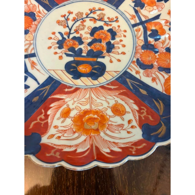 Ceramic Antique Japanese Imari Porcelain Plates with Scalloped Edge, 1900, Set of 2 For Sale - Image 7 of 16