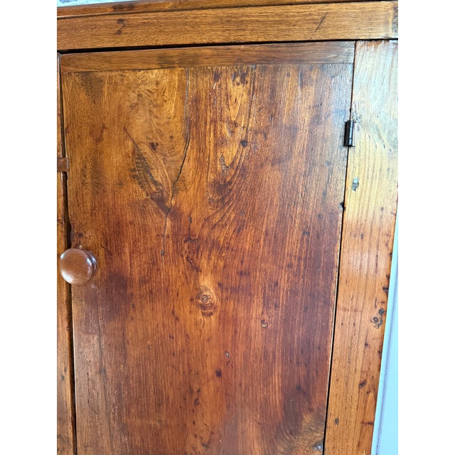 Antique 19th Century American Butternut Linen Cupboard or Blanket Press For Sale - Image 15 of 17