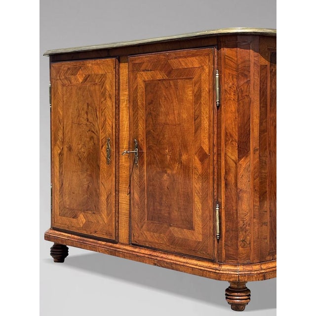 Wood 18th Century Maltese Walnut Marquetry Cabinet, 1720 For Sale - Image 7 of 18