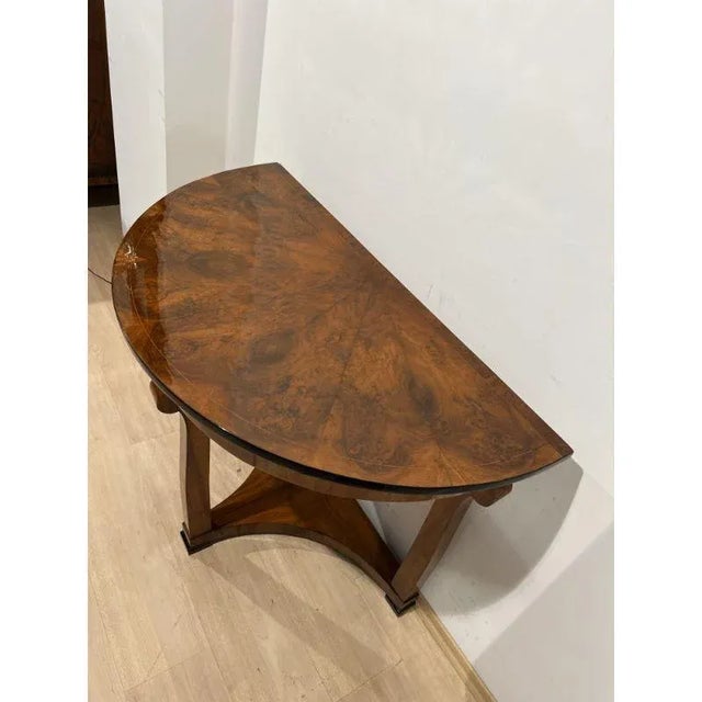 Biedermeier Demi-Lune Console Table in Walnut Veneer & Maple, Austria, 1830s For Sale - Image 10 of 17
