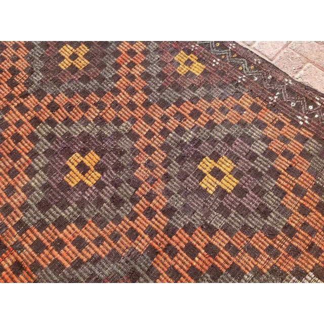 Vintage Turkish Kilim Rug - 6'11" x 9'4" For Sale - Image 4 of 7
